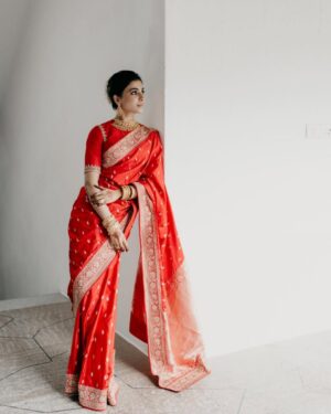 Samantha Pure Banarasi Soft Mashru Silk Saree With Blouse